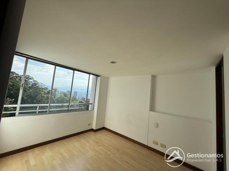 WhatsApp Image 2025-10-09 at 12.02.46 PM (10).jpeg